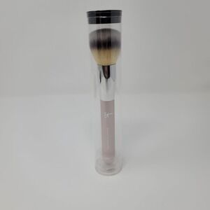 It Cosmetics Heavenly Luxe Buffing Foundation Brush Makeup Tool Rose Gold
